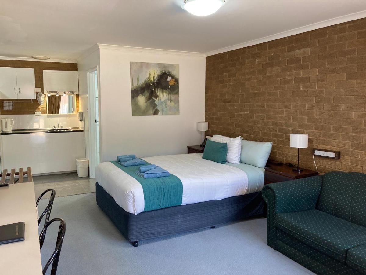 נאראנדרה Camellia Motel מראה חיצוני תמונה