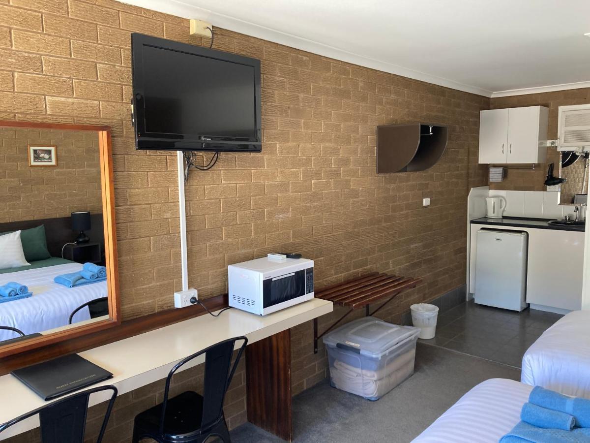 נאראנדרה Camellia Motel מראה חיצוני תמונה