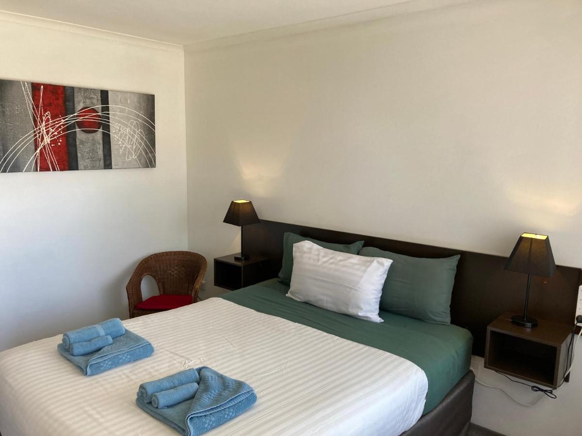 נאראנדרה Camellia Motel מראה חיצוני תמונה