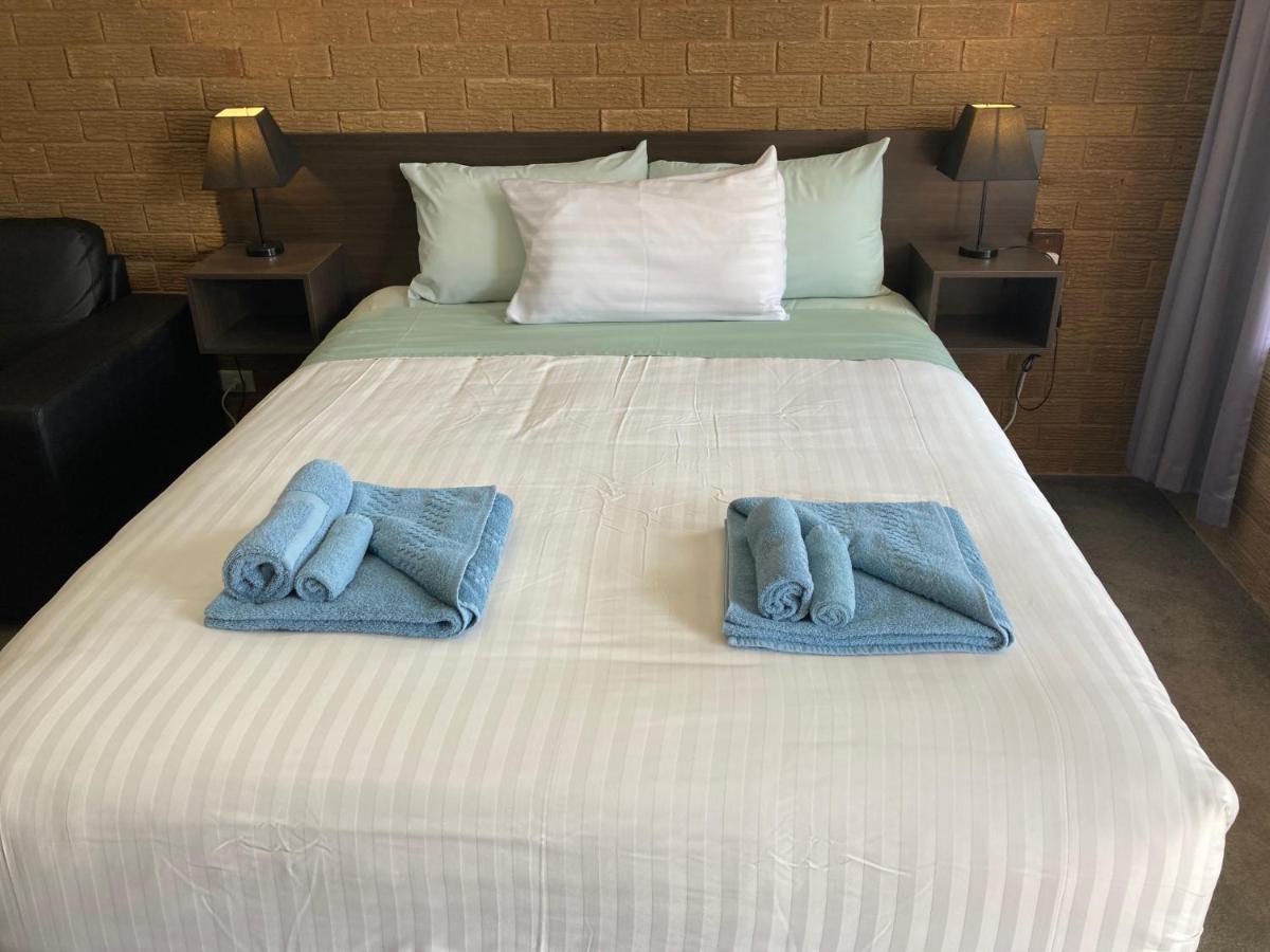 נאראנדרה Camellia Motel מראה חיצוני תמונה