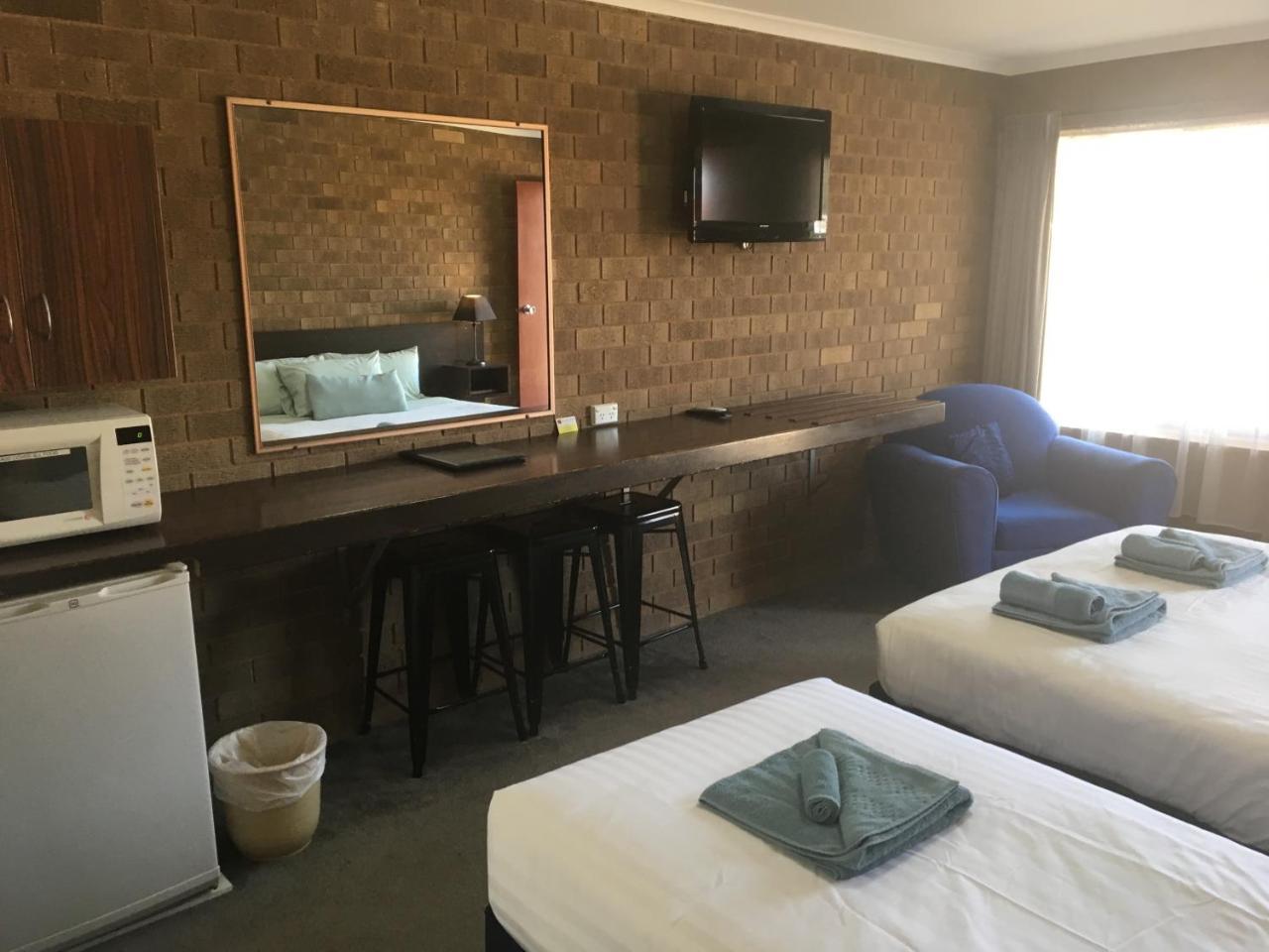 נאראנדרה Camellia Motel מראה חיצוני תמונה